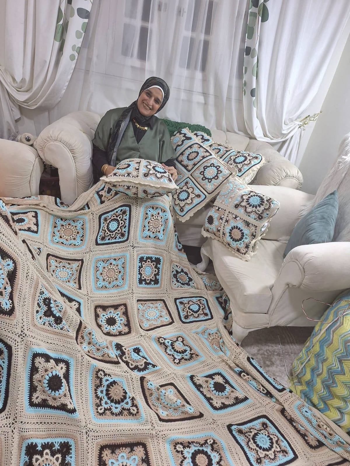 ملكي 2 ملون - الصورة 2